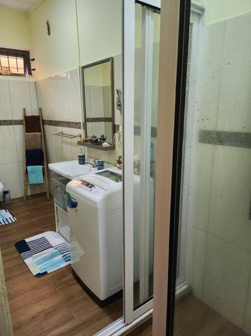 Flic-en-Flacq Kot Nu - Beach Themed Apartment - 3 Mins Walk From The Sea מראה חיצוני תמונה