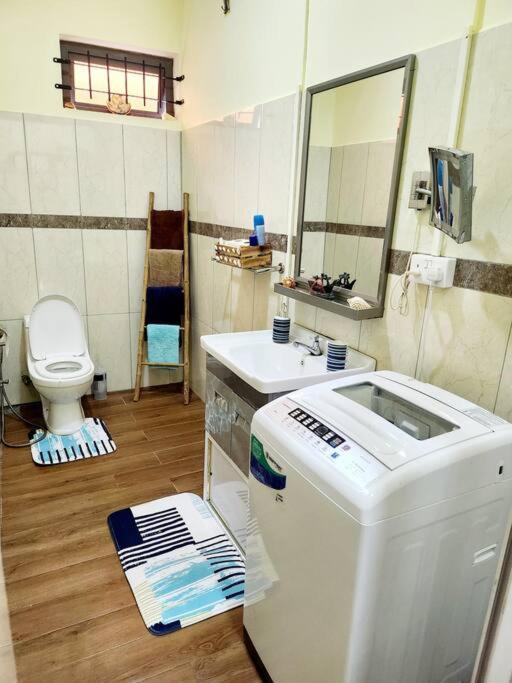 Flic-en-Flacq Kot Nu - Beach Themed Apartment - 3 Mins Walk From The Sea מראה חיצוני תמונה